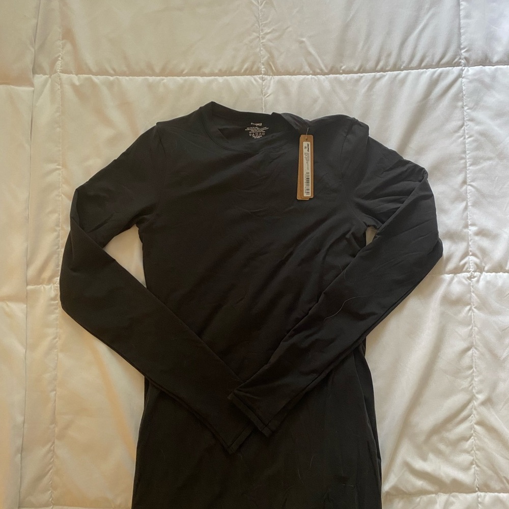 SKIMS FITS EVERYBODY CREW NECK LONG SLEEVE DRESS